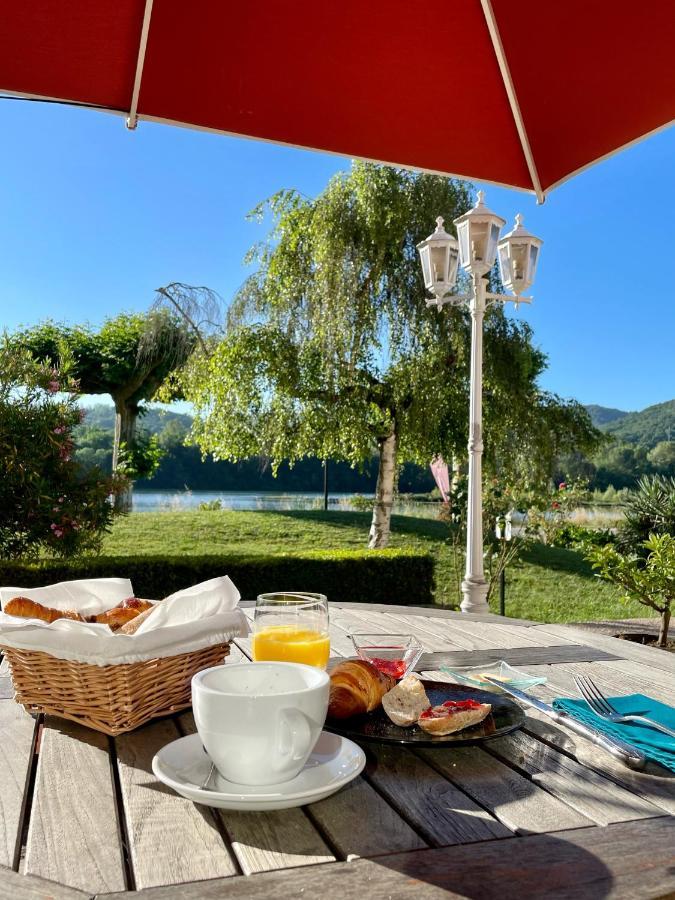 Hotel Restaurant Du Lac Boussens  ภายนอก รูปภาพ