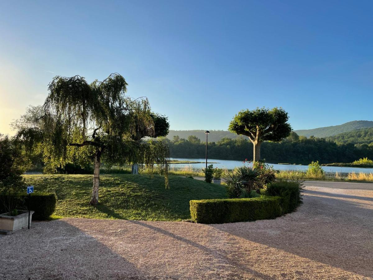 Hotel Restaurant Du Lac Boussens  ภายนอก รูปภาพ