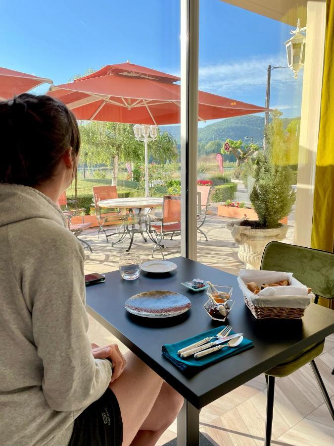 Hotel Restaurant Du Lac Boussens  ภายนอก รูปภาพ